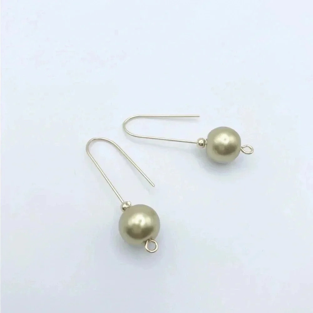 DROP Dangle Pearl Earrings